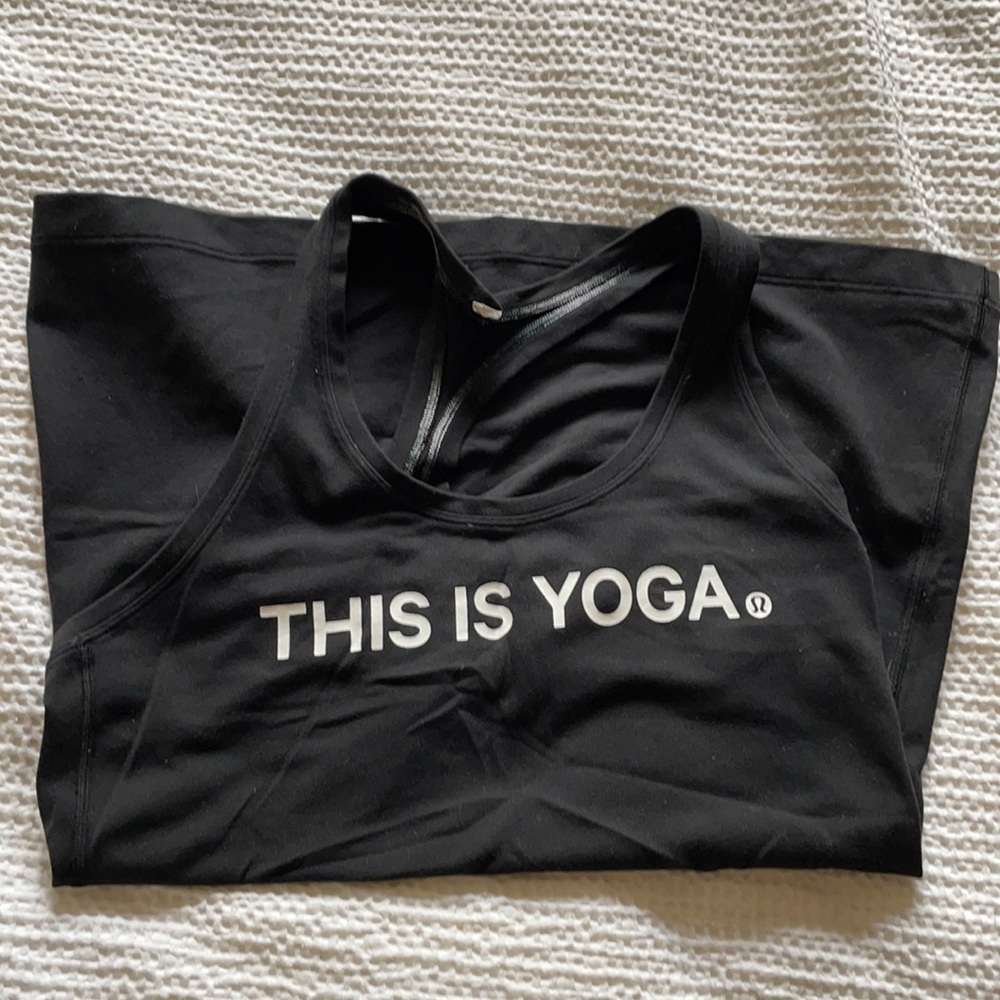 This is yoga lululemon workout top